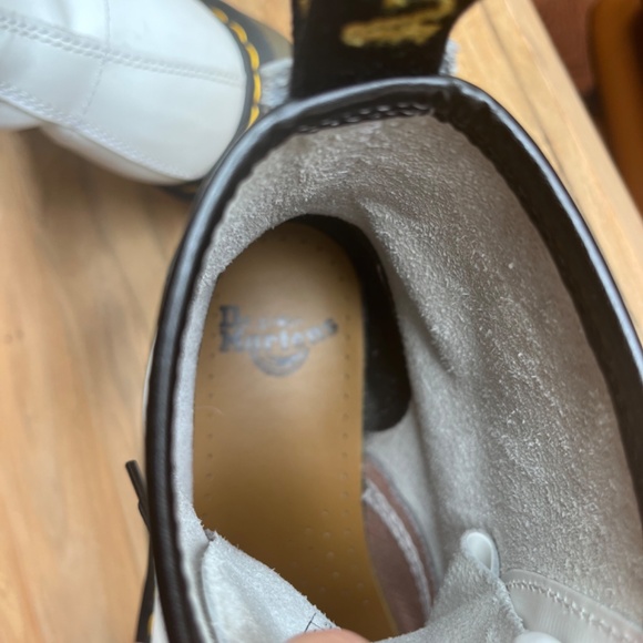 Dr. Martens 1460 Smooth white leather lace up combat boots, US 9 L 8M 41 UK - Picture 10 of 16